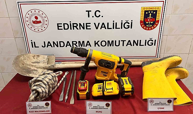 Kaçak Kazı Yapan Şüpheli Suçüstü Yakalandı