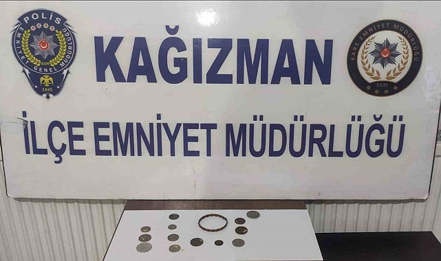 Kağızman'da düzenlenen operasyonda çok sayıda tarihi esere el konuldu