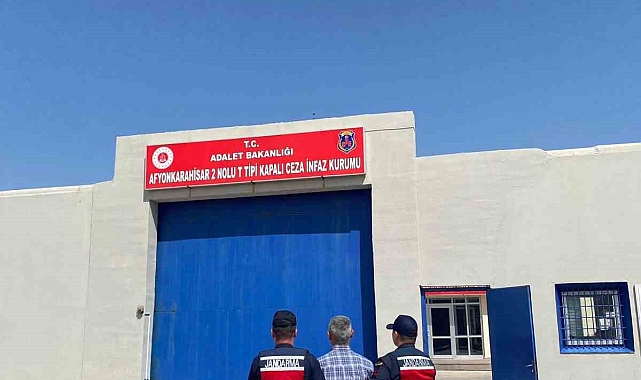 Kardeş katili yakalandı