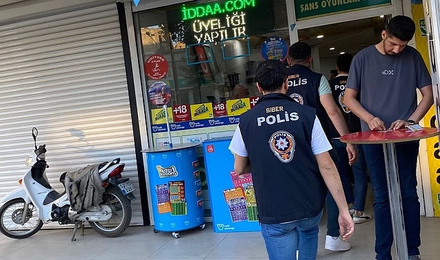 Polis ekipleri şans oyunları oynatan işyerlerine baskın yaptı