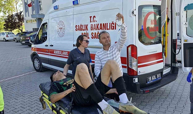 Sıcaktan etkilenen 2 futbolcu hastanelik oldu
