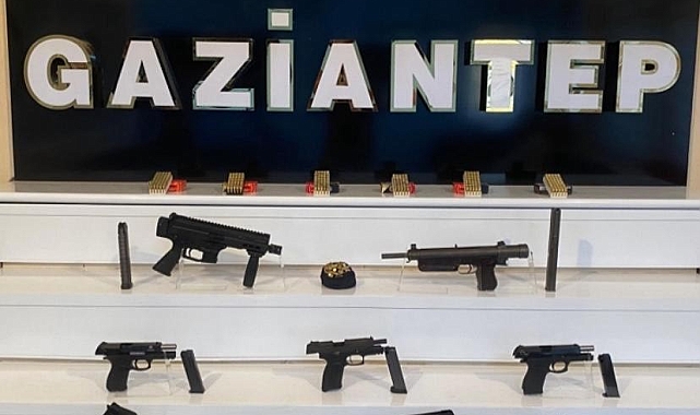 Silah kaçakçılığı operasyonunda 12 kişi gözaltına alındı