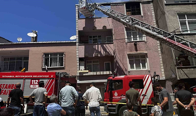 Tadilat esnasında çatıda yangın çıktı