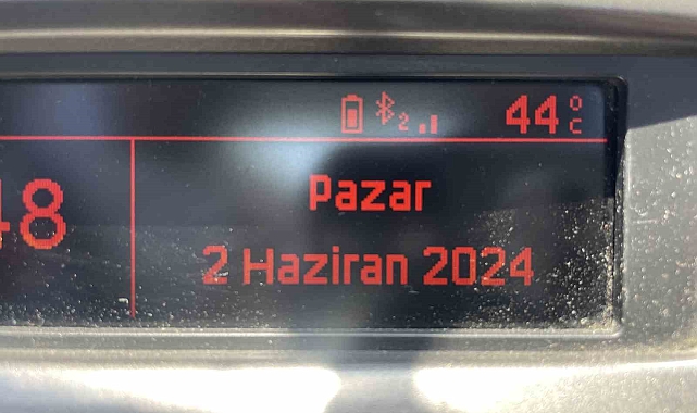 Termometreler 44 dereceyi gösterdi