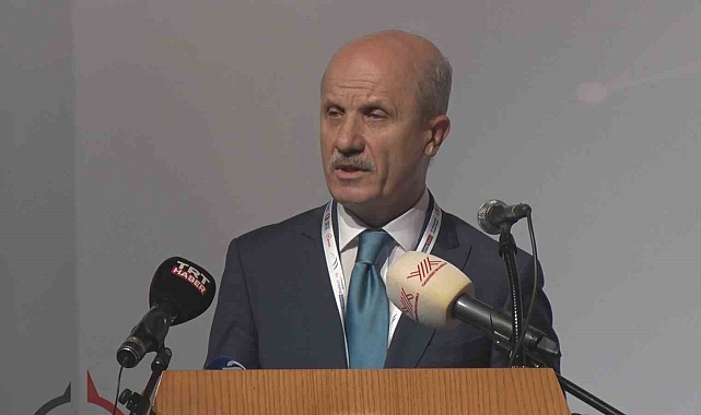 "Üniversite hayatını her anlamda büyük bir tecrübe olarak görmek gerekir"