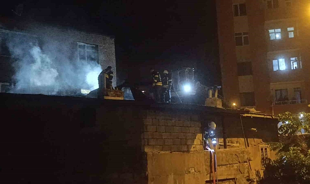 Yakutiye ilçesinde metruk bir binada yangın çıktı