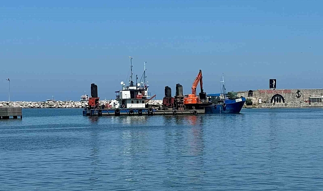 Zonguldak'ta Bayram Tatilinin Ardından Tarak Gemisi Çalışmalarını Sürdürüyor