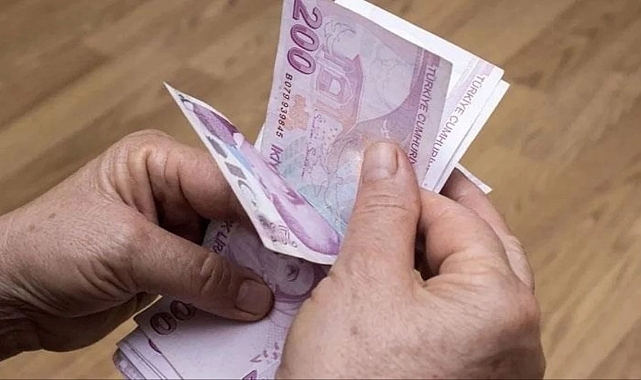 10 bin TL olan en düşük emekli maaşı, 12 bin 500 TL'ye yükseltildi