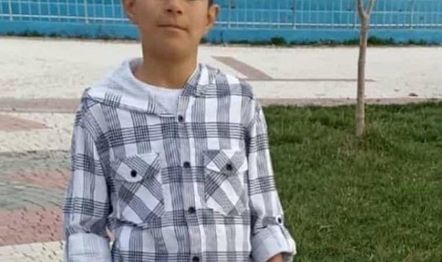 10 yaşında bir çocuk Van Gölü'nde boğularak hayatını kaybetti