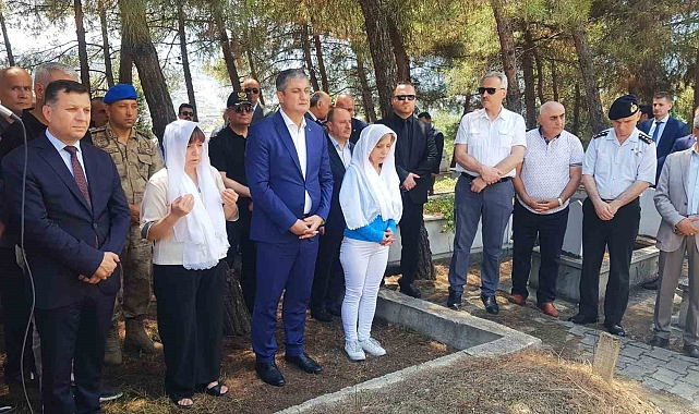 15 temmuz şehidi  Metin Arslan, mezarı başında dualarla anıldı
