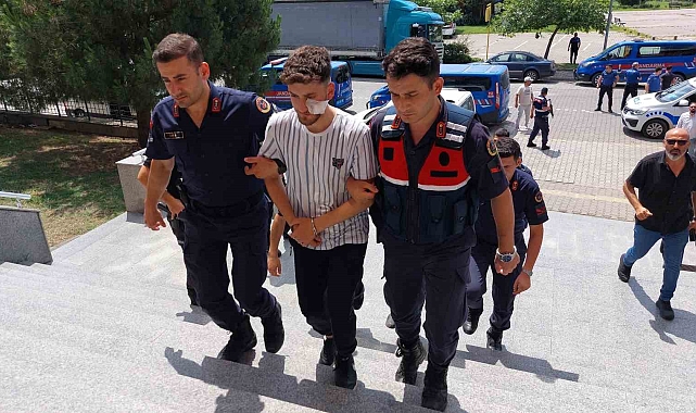 2 kardeşi öldüren şahıs adliyeye sevk edildi