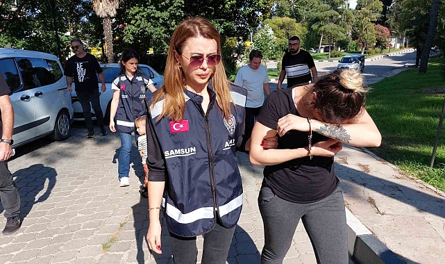 2,5 milyonluk altın çalan Dilenci kılıklı kadınlar yakalandı
