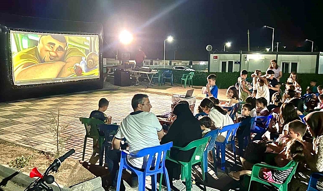 Adıyaman'da çocuklar için açık hava sineması etkinliği düzenlendi