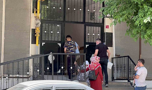 Bir yıllık evli kadın, evinde ölü bulundu