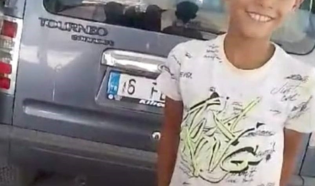 Bisikletiyle giden 10 yaşındaki çocuğa otomobil çarptı