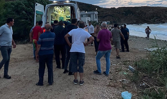 Denize giren 2 genç kadın boğulma tehlikesi geçirdi