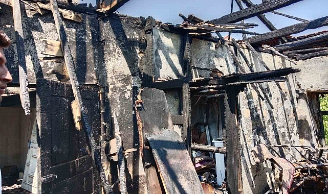Elektrik kaçağı yangına neden oldu