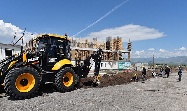 Erzurum'da altyapı çalışmaları aralıksız devam ediyor