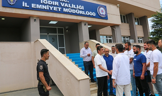 Iğdır İl Emniyet Müdürü Sakarya, kafe ve kahvehane sahipleri ile bir araya geldi