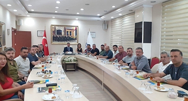 Iğdır Ticaret İl Müdürü Yalçın emlakçılarla toplantı yaptı