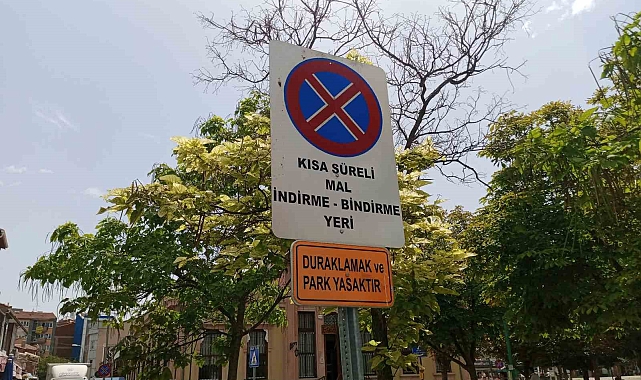 Mal indirmesi ve bindirmesi amacıyla ayrılan alanı, otoparka çevirdiler