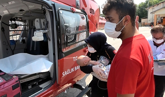 Menenjit riski bulunan 4 aylık Yiğit, hava ambulansıyla Ankara'ya sevk edildi