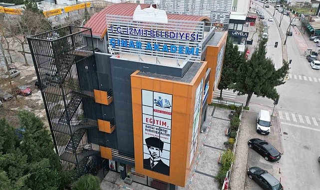 Öğrencilerinden YKS'de üstün başarı