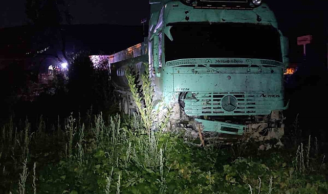 Tır ile otomobilin çarpıştığı kazada 1 kişi öldü