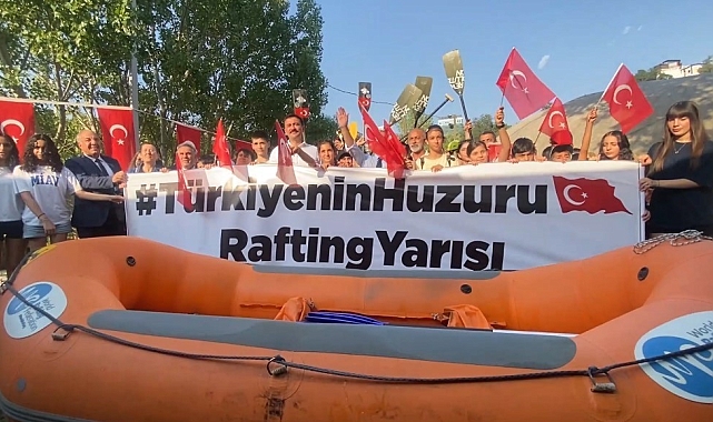 Türkiye'nin Huzuru Rafting Yarışması'nın Startı Verildi