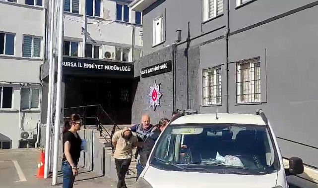 Zorla fuhuş yaptıran 3 şahıs tutuklandı, 4 mağdur kadın kurtarıldı