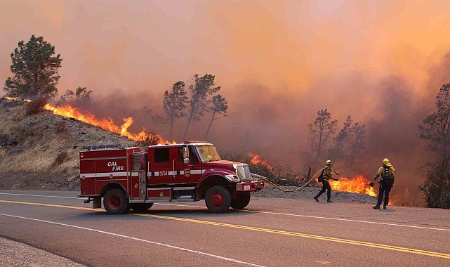 California tarihinin en büyük 4. orman yangını