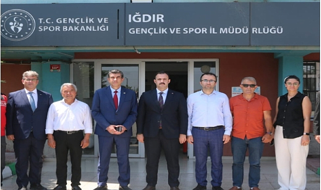 Emniyet Müdürü Sakarya’dan futbol sahası incelemesi