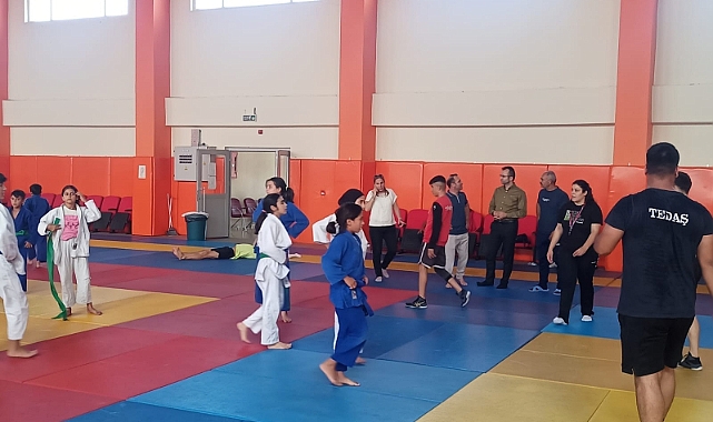 Geleceğin Judoka ve Güreş'çileri bu kurslarda yetişiyor