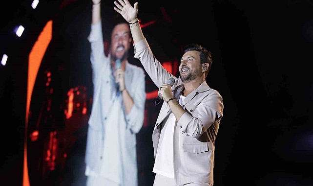Gökhan Tepe, Erzurum'da sahne aldı