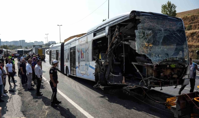 Metrobüs kazasına ilişkin 5 kişi tutuklanarak cezaevine gönderildi