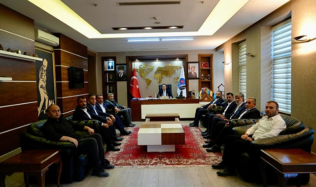 MHP Iğdır İl Başkanı Ateş ve Belediye Başkanlarından Kars Belediyesine ziyaret
