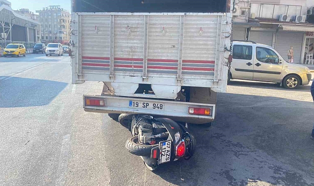 Motosiklet sürücüsü ölümden kıl payı kurtuldu