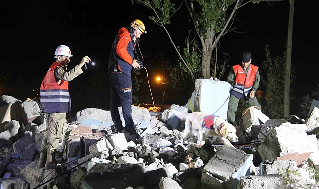 Muş'ta gerçeği aratmayan deprem tatbikatı