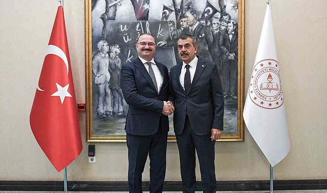 Rektör Hacımüftüoğlu: "Üniversitemiz, eğitimde öncü rolüne devam edecek"