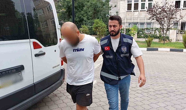 Samsun'da polisin yaptığı çalışmalar sonucu 4 bin 762 adet sentetik ecza ele geçirildi