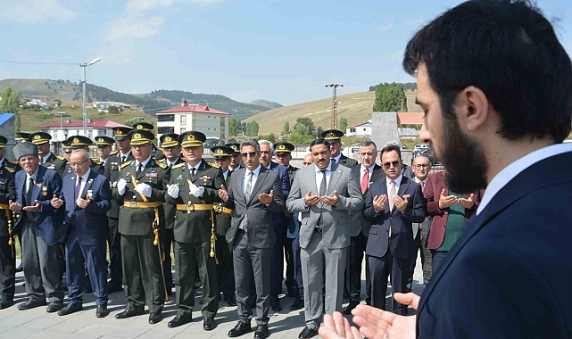 Sarıkamış'ta 30 Ağustos Zafer Bayramı kutlandı