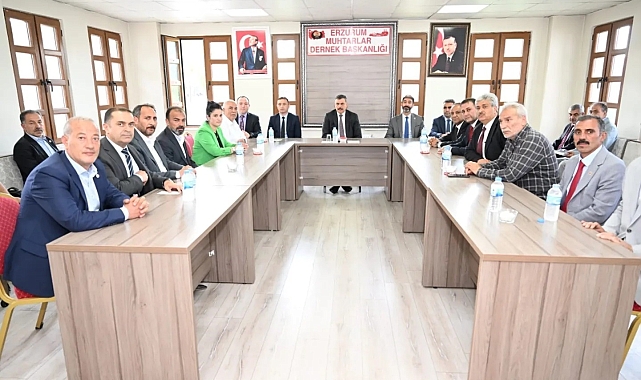 Vali Çiftçi muhtarlarla bulıştu