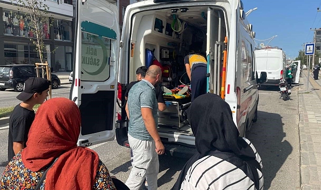 Yolun karşısına geçmeye çalışan çocuğa motosiklet çarptı