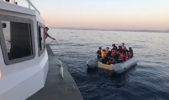 11'i çocuk 26 kaçak göçmen, Yunan unsurları tarafından ölüme terk edildi