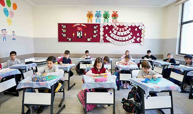 1'inci sınıf öğrencileri için hazırlanan uyum programı bugün başladı