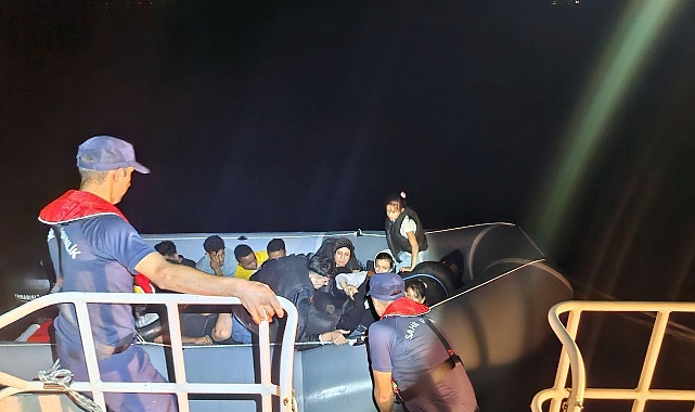 3'ü çocuk 14 düzensiz göçmen yakalandı