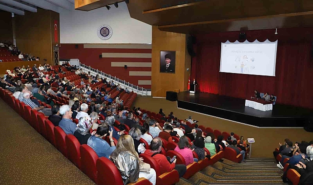 Atatürk Üniversitesi'nde 2024-2025 Eğitim-Öğretim Yılı Danışman Bilgilendirme ve Değerlendirme toplantısı