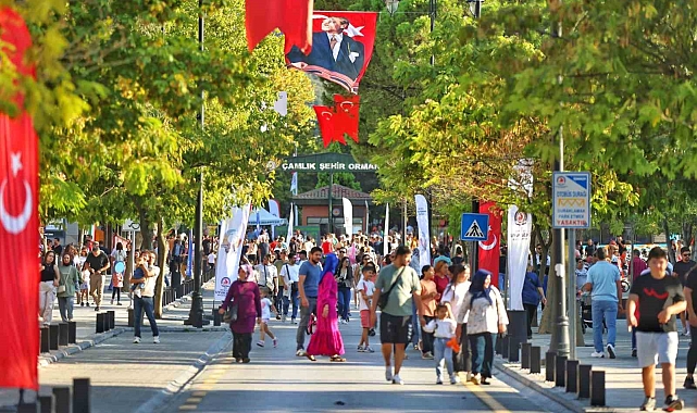 Avrupa Hareketlilik Haftası kapsamında onbinlerce Denizlili hareketi seçti
