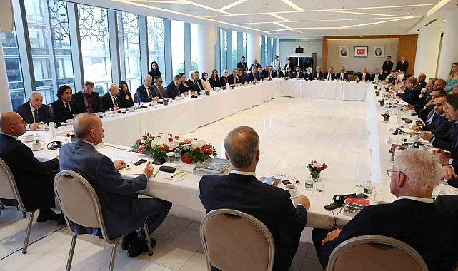 "Başkan kim olursa olsun Amerika'ya bakışımız ve diyaloğumuz değişmeyecek"