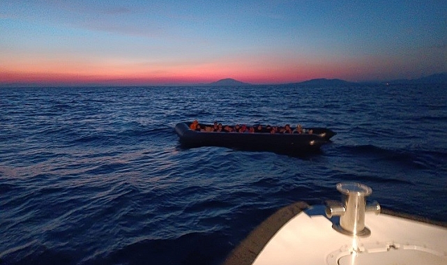 Bodrum'da 22'si çocuk 49 düzensiz göçmen kurtarıldı